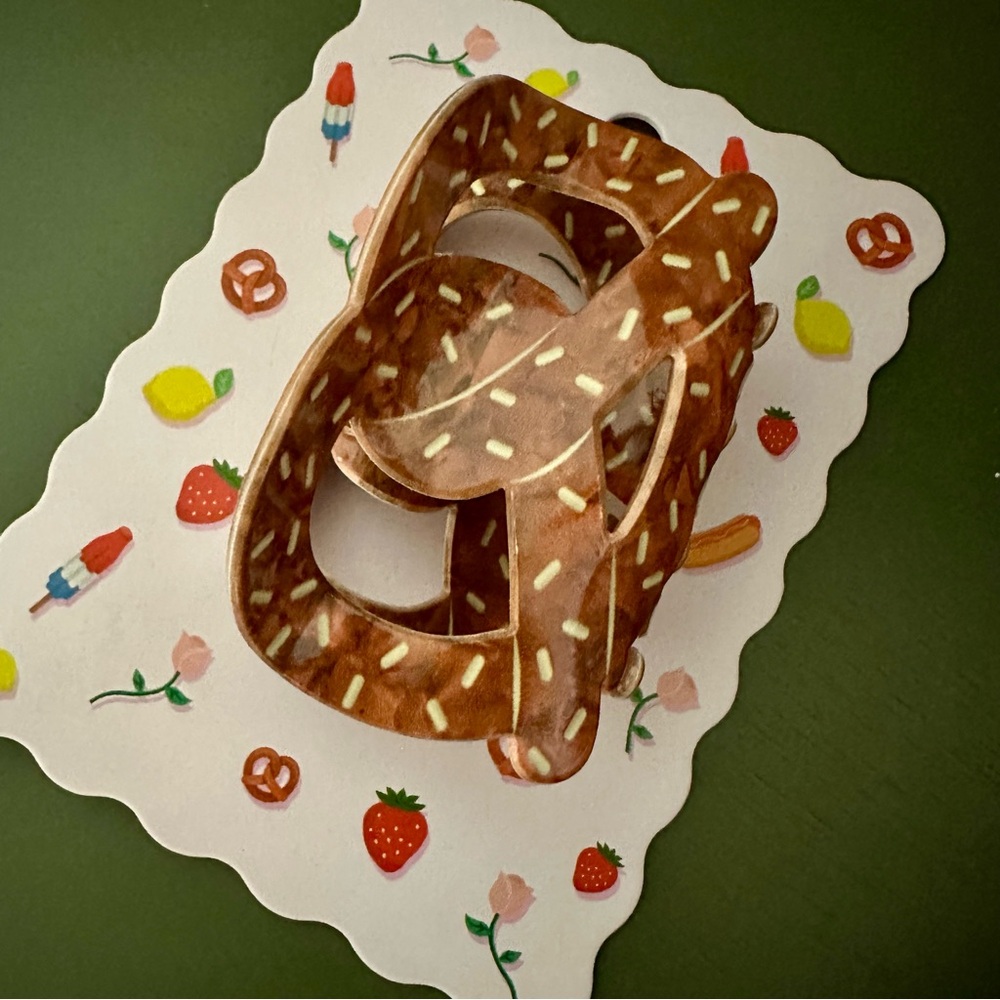 NEW Pretzel Hair Claw